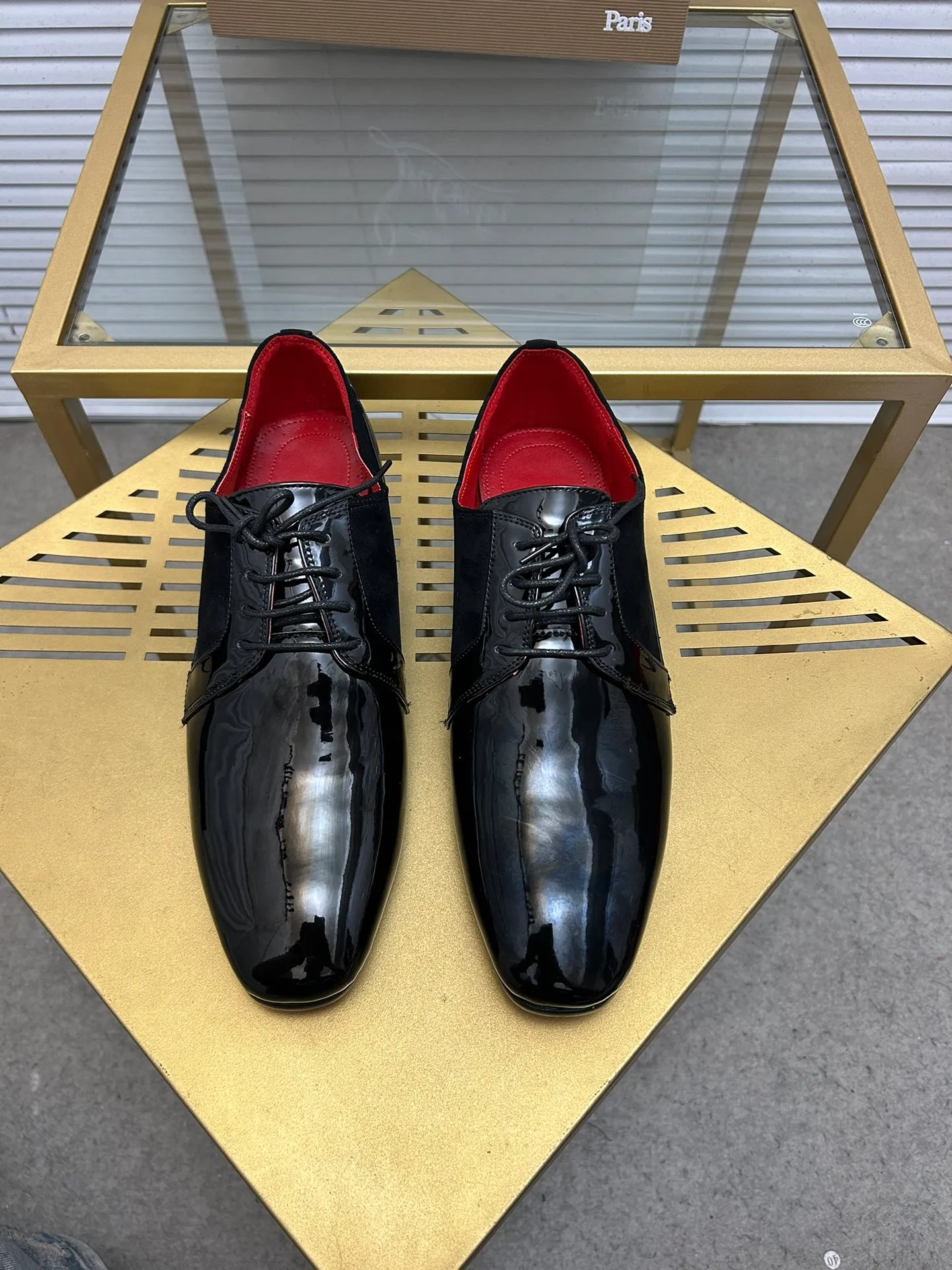 (Customized model) Ex-factory price is 500. christian louboutin (CL red sole shoes) counter series, casual sneakers for couples 📢 📢 📢 Exclusive hot style release 🎈🎈💪 Movable latex feet 👻 Finished outsole line [Proud] 😝Female 35-40# Male 38#-46, global supply😝 [Top version]: Original imported genuine leather upper, top original leather lining, original molded TPU outsole, original 1:1 detail processing, original shoe last,